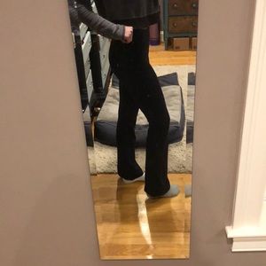 Athleta yoga pants